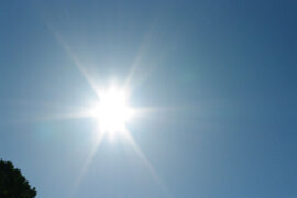 忘掉今天的人将被明天忘掉