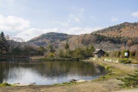 妒忌是贬义词吗？