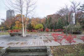 穷奢极欲是贬义词吗？