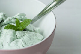 哀歌的同义词有哪些？