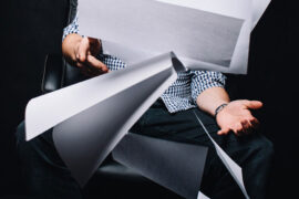 在平凡的生活中也有永恒的偶然触碰