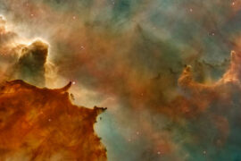 天下就没有偶然，那不过是化了妆的、戴了面具的必然