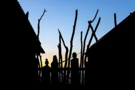 凡举事必循法以动，变法者因时而化，若此论则无过务矣