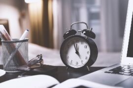 形容时间过得快的句子语录