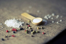 人生不能像做菜，把所有的料都准备好了才下锅