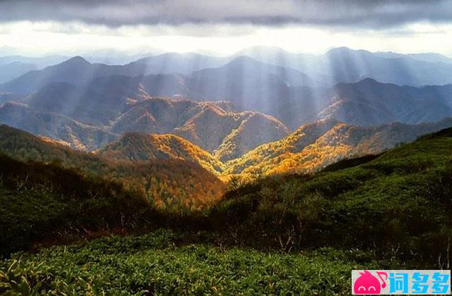 温庭筠《菩萨蛮·小山重叠金明灭》全文及鉴赏