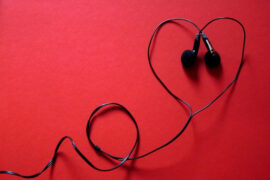 周柏豪《一击即中》歌词及评论赏析