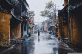 豪放的反义词有哪些？