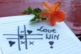 薛之谦《我好像在哪见过你》歌词及评论赏析