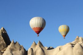 ONER《比巴啵》歌词及评论赏析