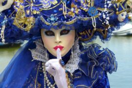 难得糊涂，看透却要装傻的句子