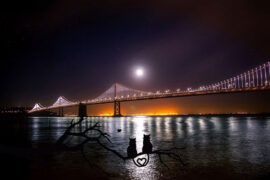 YKEY、Namunong《独行侠》歌词及评论赏析