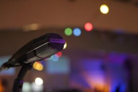 护花使者粤语谐音歌词