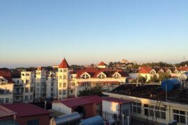 万能青年旅店《秦皇岛》歌词及评论赏析