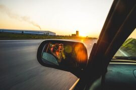 Tizzy T《失控》歌词评论及赏析