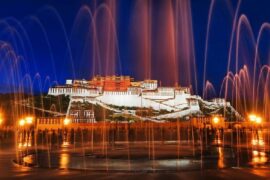 郑钧《回到拉萨》歌词及评论赏析