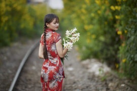 郑钧《灰姑娘》歌词及评论赏析