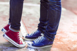 张智霖、许秋怡《现代爱情故事》歌词及评论赏析