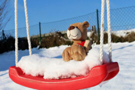 齐秦成名曲《大约在冬季》歌词及评论赏析