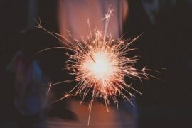 杨坤《行者为光》歌词表达及评论赏析