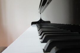 蔡健雅《空白格》歌词表达、评论及赏析