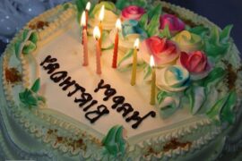 闺蜜生日最短精句（闺蜜生日暖心祝福语）