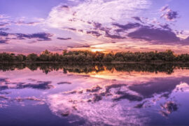 徐秉龙《浪漫宇宙的核心》歌词表达及评论赏析