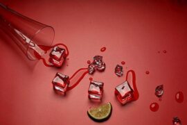 杨宗纬《其实都没有》歌词及评论赏析