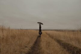 王菲《你在终点等我》歌词表达及评论赏析