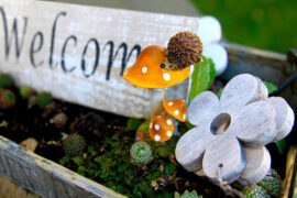 薛之谦、刘惜君《聊表心意》歌词表达及评论赏析