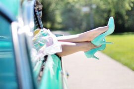 刘若英、黄立行《分开旅行》歌词表达及评论赏析