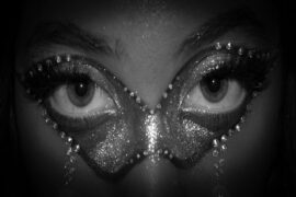 华晨宇《与火星的孩子对话》歌词表达及评论赏析