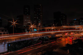 阿兰《孤往》歌词表达及评论赏析