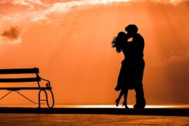 GALI和Vinida《狂恋》歌词表达及评论赏析