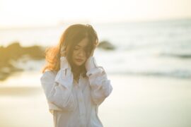 唉的多音字组词