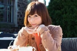 花泽香菜《恋爱循环》歌词评论及赏析