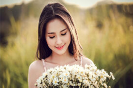 郝云《如果来生还能遇见你》歌词表达及评论赏析