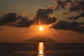 刘欢《从头再来》歌词及评论赏析