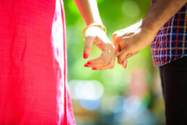 刘欢《情怨》（胡雪岩片尾曲）歌词表达及评论赏析