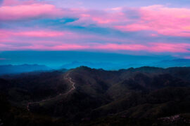 韩磊《向天再借五百年》（康熙王朝主题曲）歌词表达及评论赏析