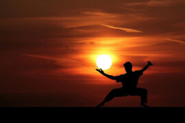 《英雄赞歌》（金刚川片尾曲）歌词表达及评论赏析