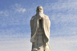 孔子雕像（图）《论语十二章》 重点字词及翻译