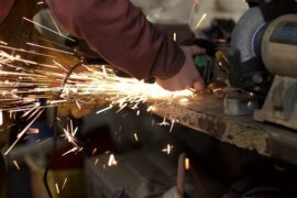 炉火纯青是褒义词吗？