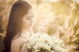 陈淑桦《笑红尘》歌词表达及评论赏析