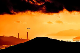 告五人《我无法克制自己》歌词及评论赏析