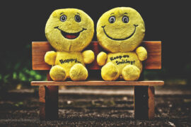 烟(许佳豪)《需要人陪》歌词表达及评论赏析