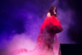 关淑怡难得有情人粤语谐音歌词配图