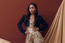 吉克隽逸《爱情发的光》歌词及评论