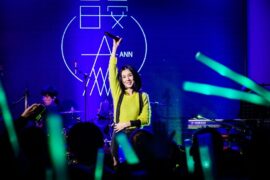 白安《我们都活在进化之中》完整版歌词