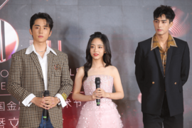 合唱《看的最远的地方》歌词